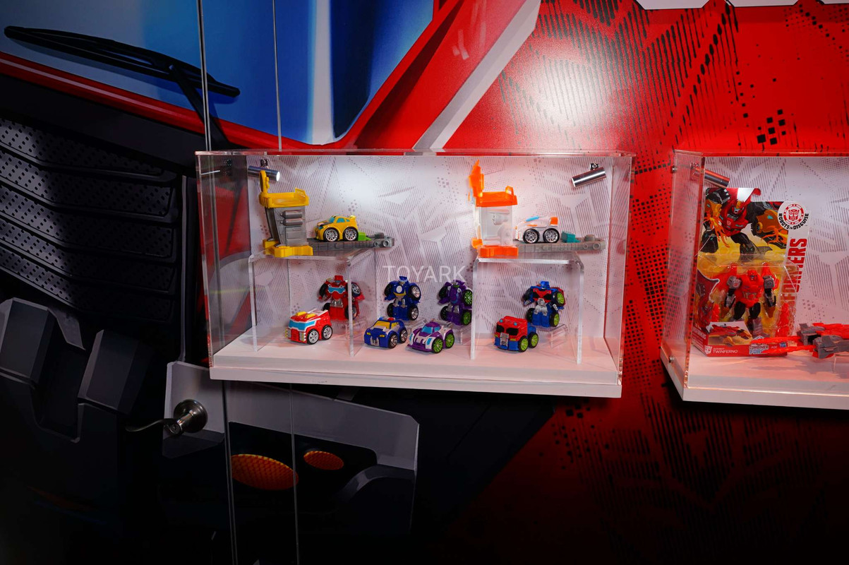 SDCC-2017-Hasbro-Transformers-146