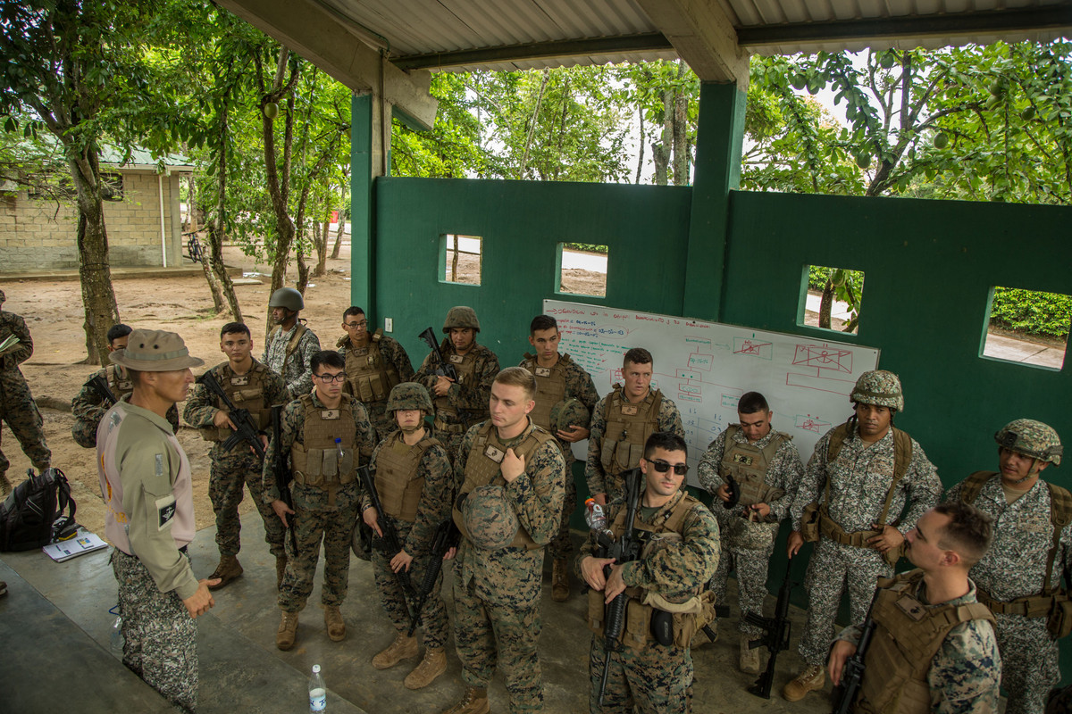 US-Colombian-Marines-enhance-interoperability01.jpg