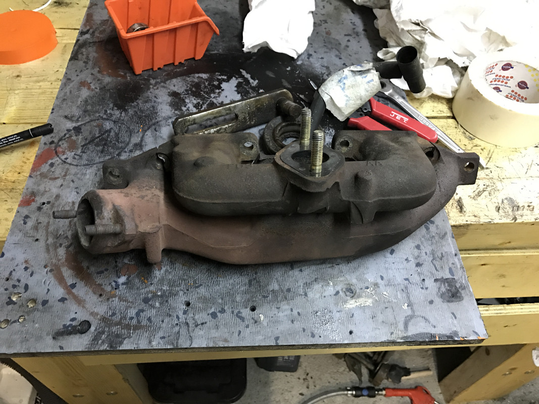 Restauration 4L (1221)