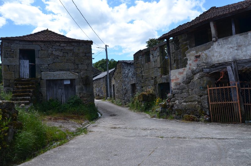 SANTIAGO DE RUBIAS-28-5-2024 - Galicia y sus pueblos - 2017/2024 (14)