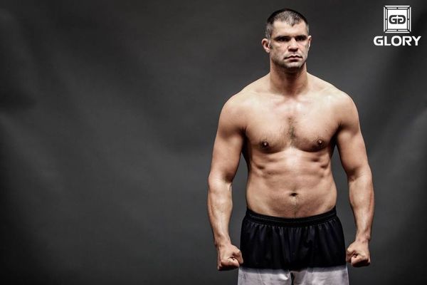 Даниел Гица критикува румънците за слабото им представяне в GLORY