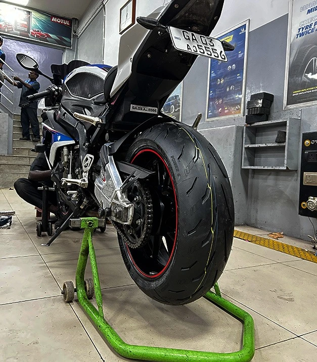 Michelin Power 6 fitment