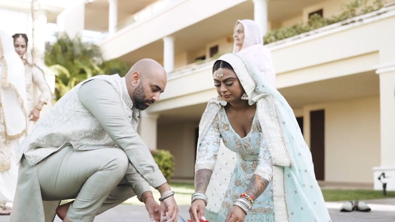 Hot Sexy desi Girls tits and cleavage in different costumes mp4 snapshot 00 54 198