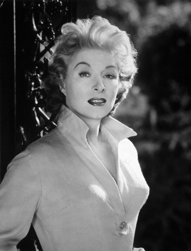greer_garson_a69