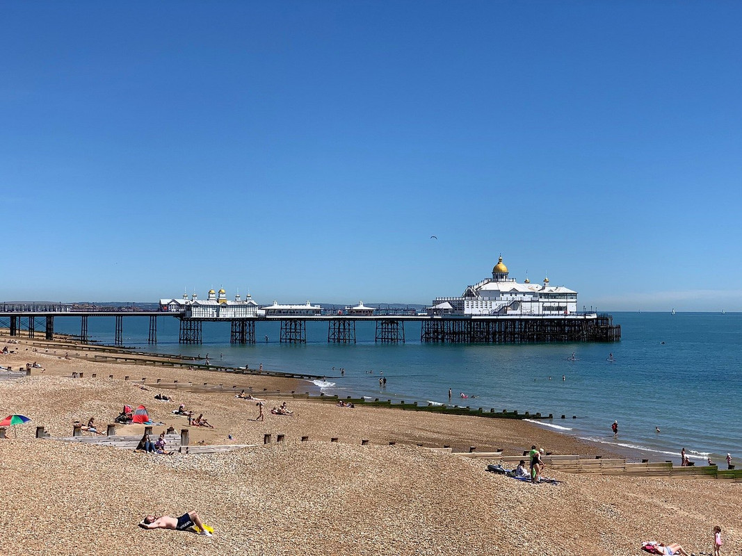 eastbourne-pier2.jpg