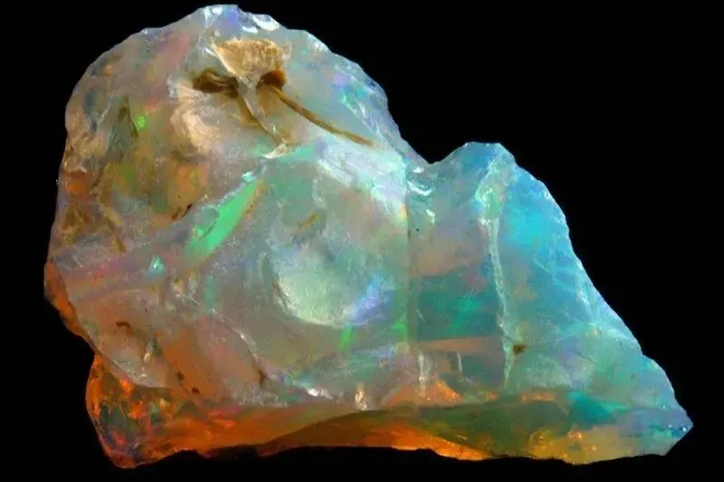 ¿Qué significado espiritual tiene el ópalo y para qué sirve?