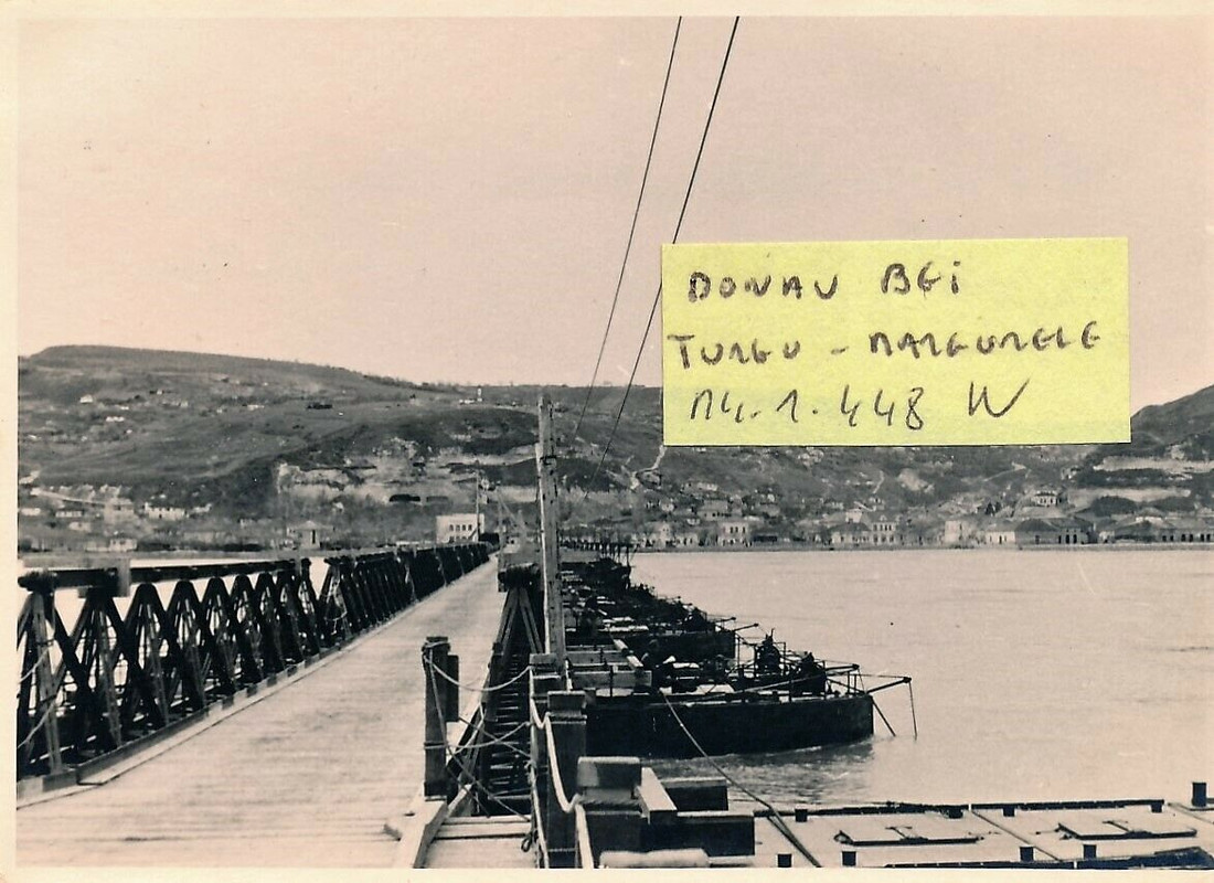 4.G.J.D. Donau Pionier Brücke bei TURGO-MARGURELE  Blick auf NIKOPOL 1941 !