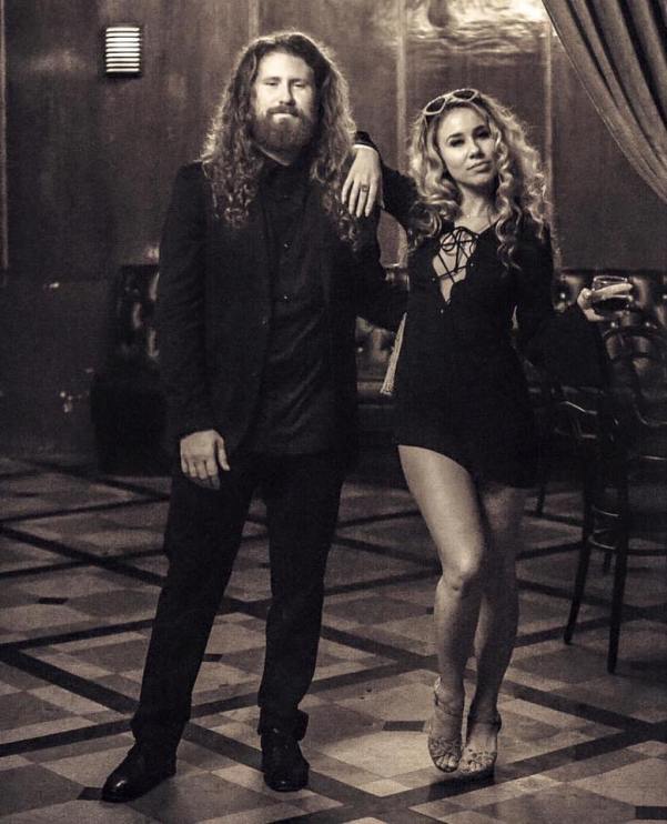 Haley Reinhart and Casey Abrams