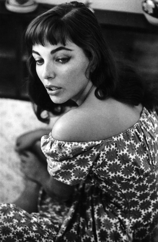 Joan_Collins_d06