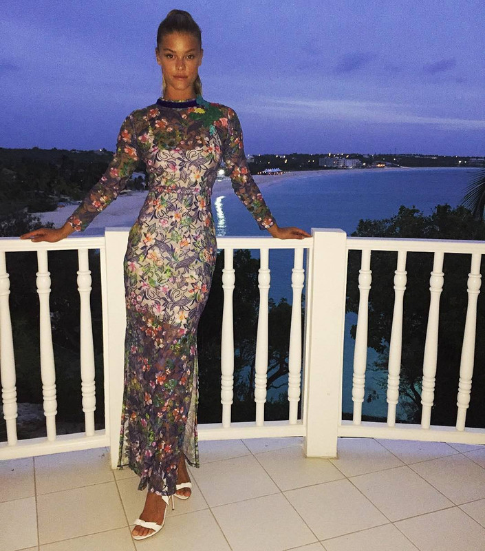 Nina-Agdal-Feet-3173726