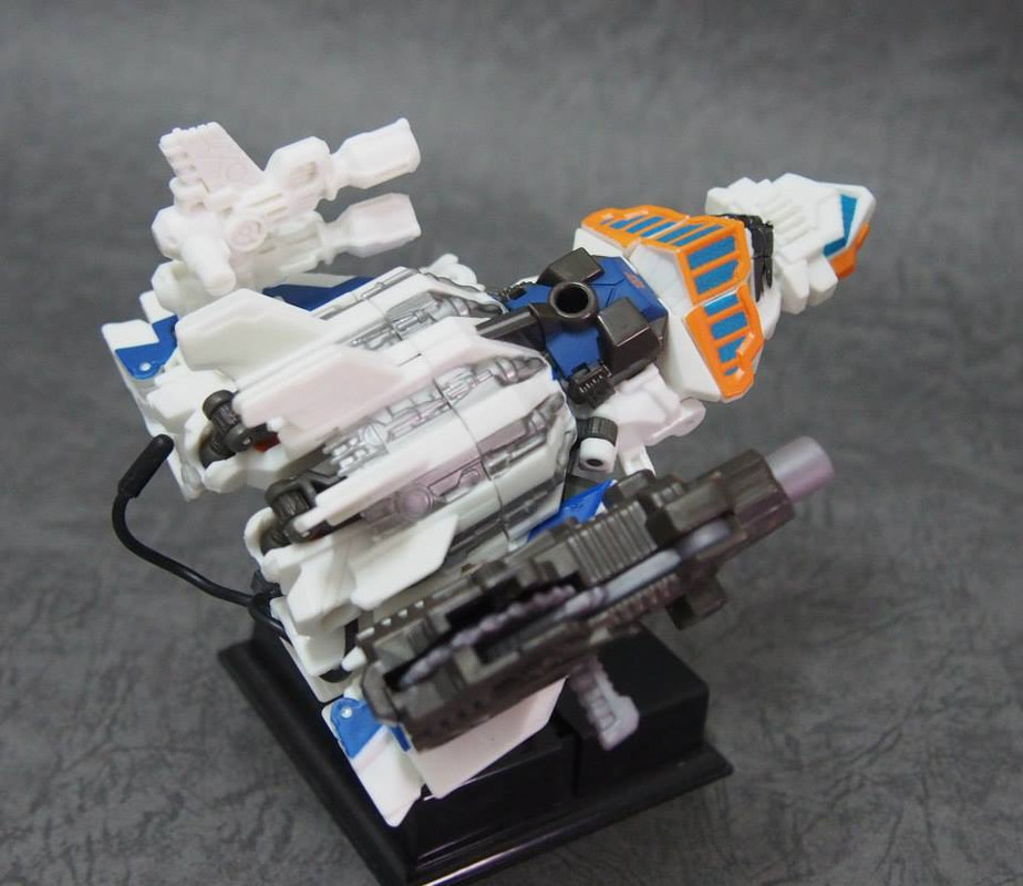 941932_339065819554163_857138175_n