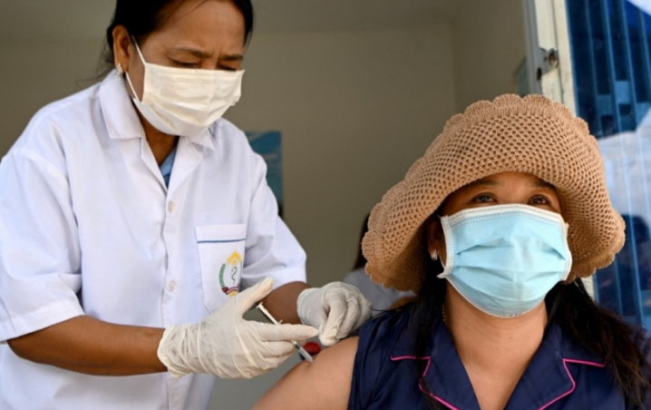 Vacuna COVID-19 sí aumento el sangrado en la menstruación: estudio