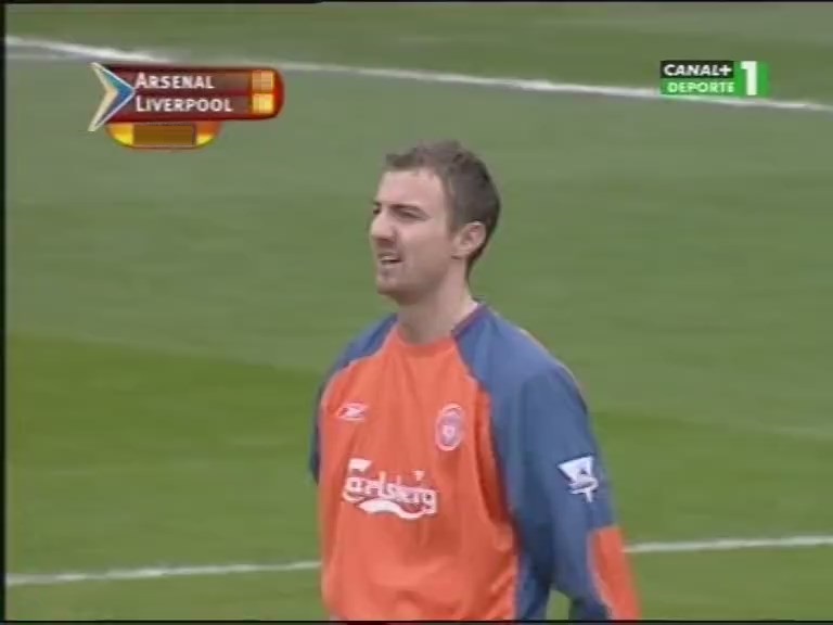 Premier League 2003/2004 - J32 - Arsenal Vs. Liverpool (576p) (Castellano) (Caído) 3