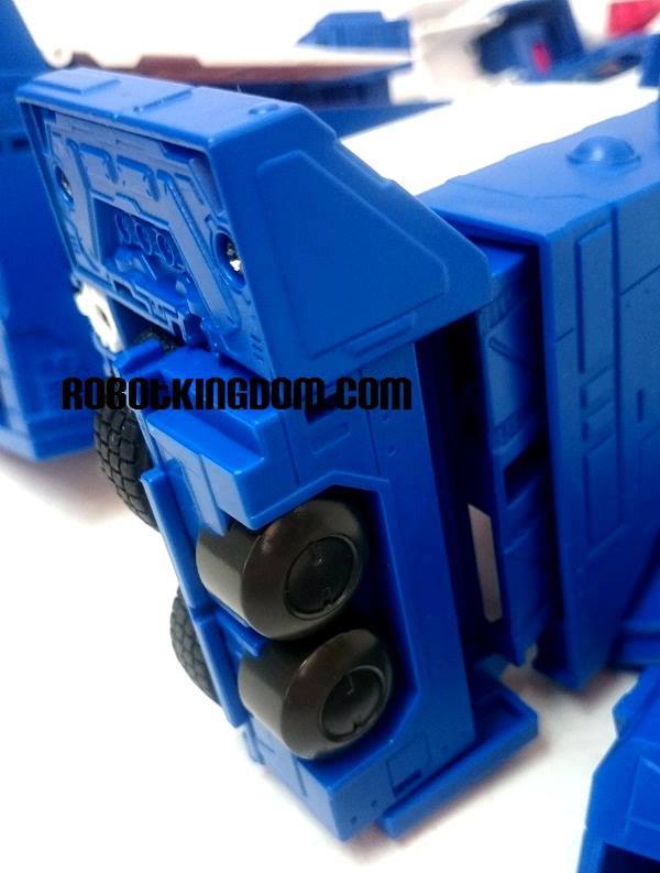 1978815_733472940071778_6362285741171192658_n