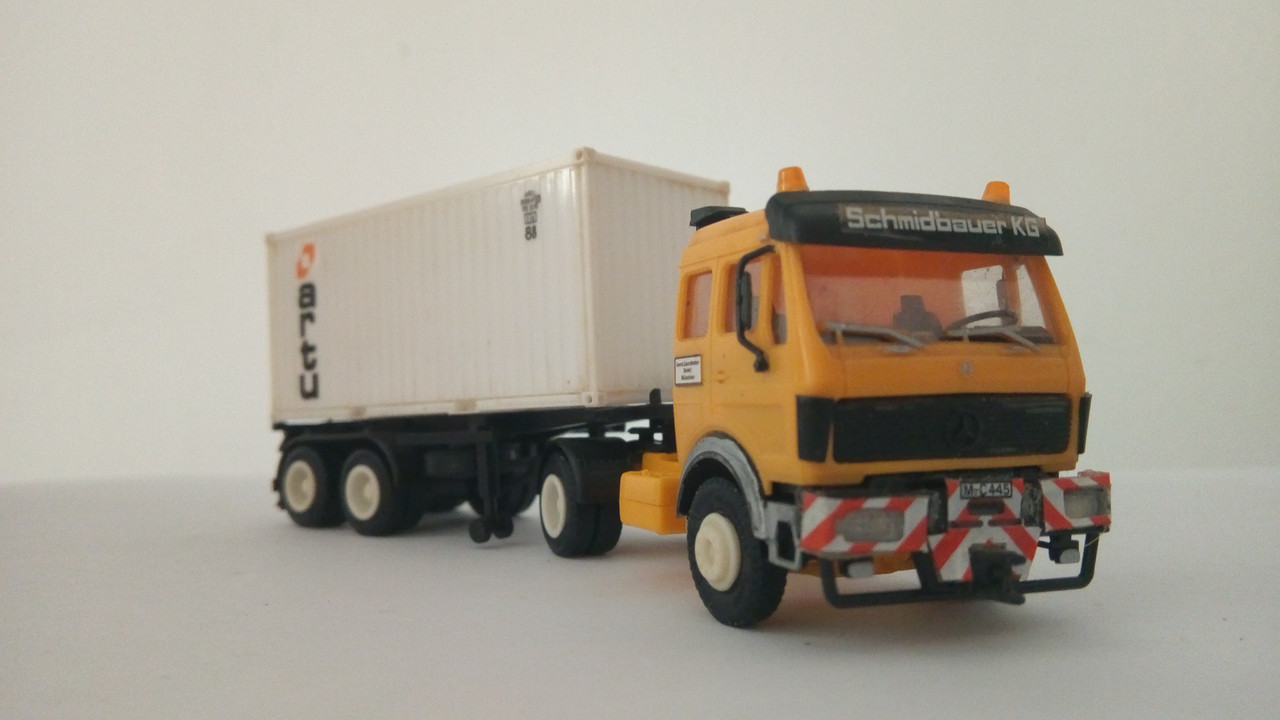 Mache (9242)