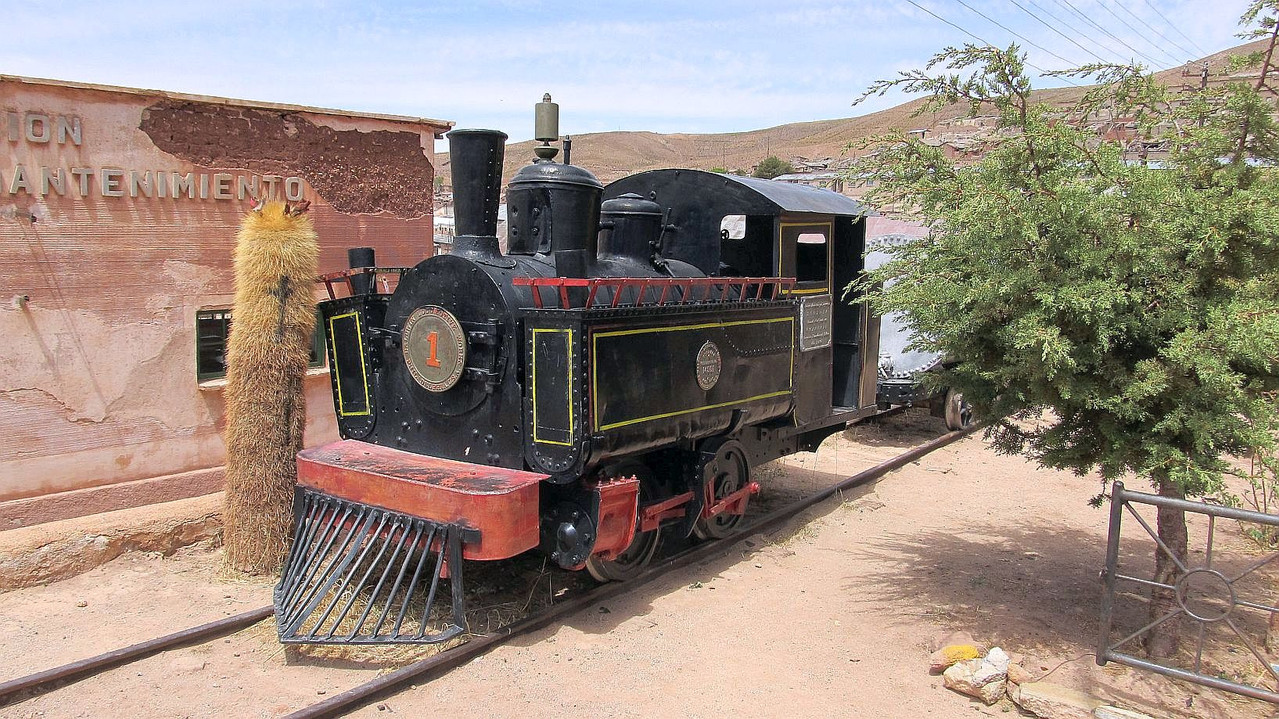 2014101811 Pulacayo supposedly first loco in Bolivia