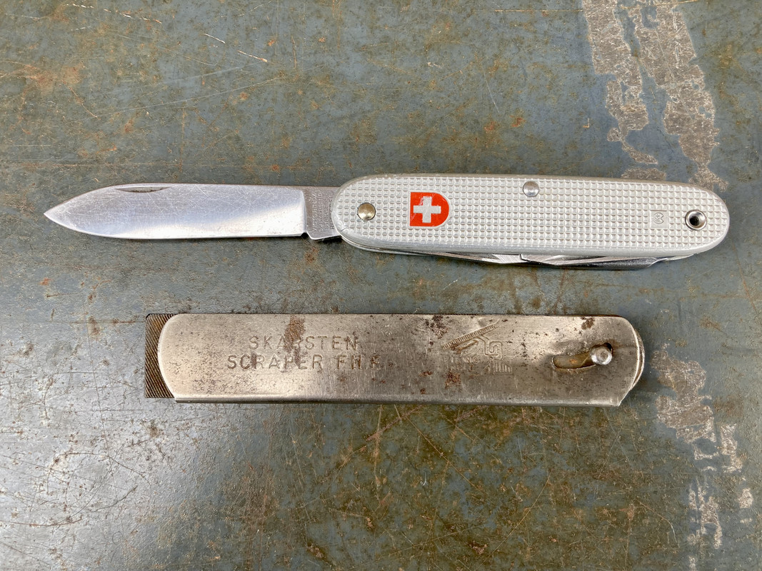 DF9E4107-4C1A-4282-8C8A-160ADE21D143