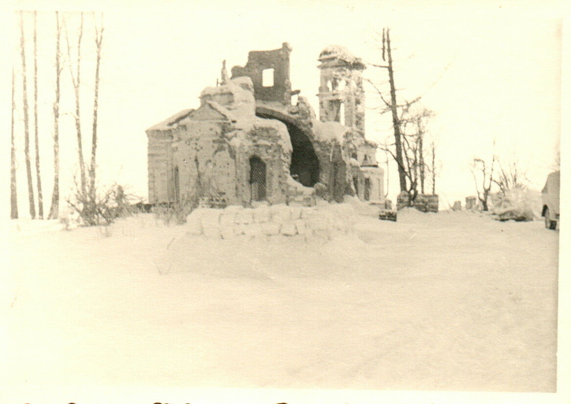 Foto, Smolensk im Winter 1941, zerstörte Kirchen1