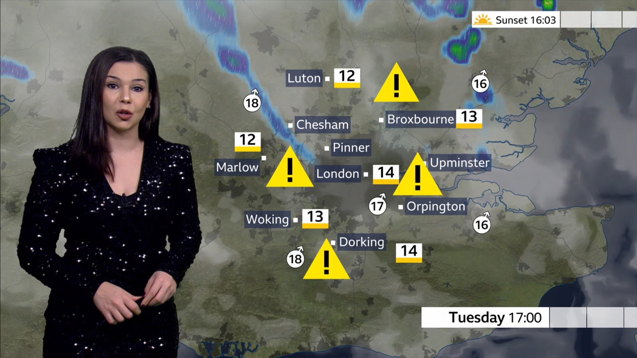 BBC London News_20240101_13201325.ts_snapshot_05.32.041