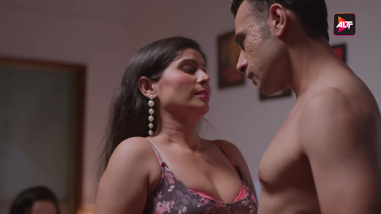 vlcsnap-2025-06-24-00h42m42s567