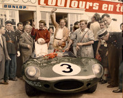 24 HEURES DU MANS YEAR BY YEAR PART ONE 1923-1969 - Page 40 57lm03-Jag-D-R-Flockhart-I-Bueb-4