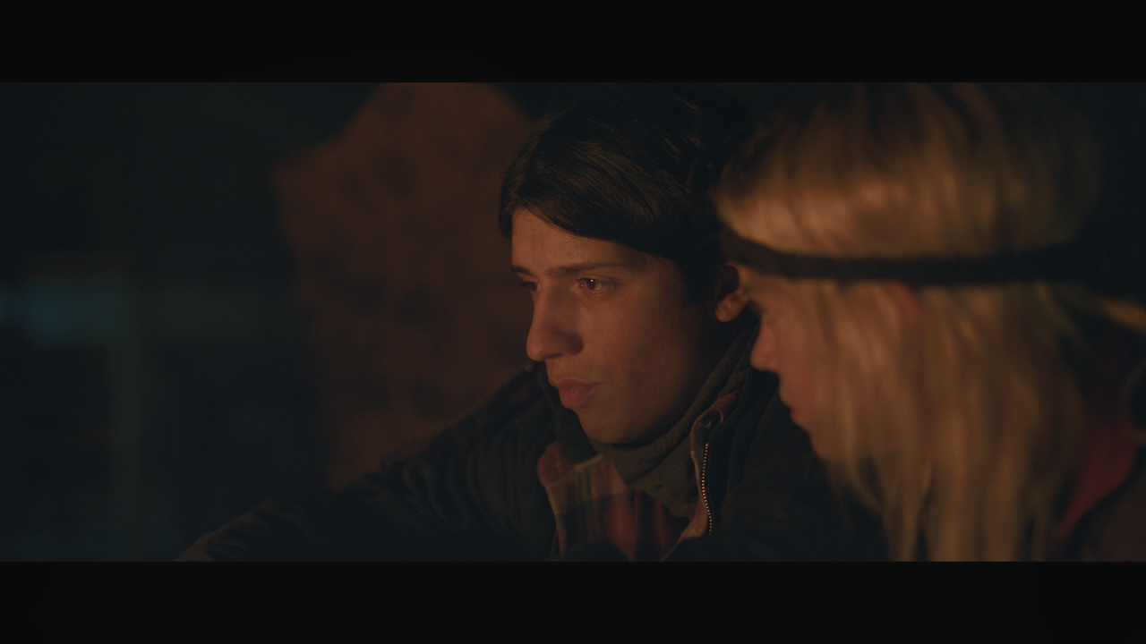 Yellowjackets.S02E01.Friends.Romans.Countrymen.1080p.Blu-ray.Remux.AVC.DD5.1-SiCFoI.mkv_20240908_131