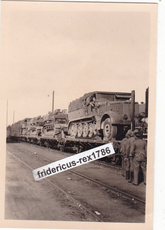 Foto Munitionsschlepper für Karl Gerät Mörser Karl Gerät