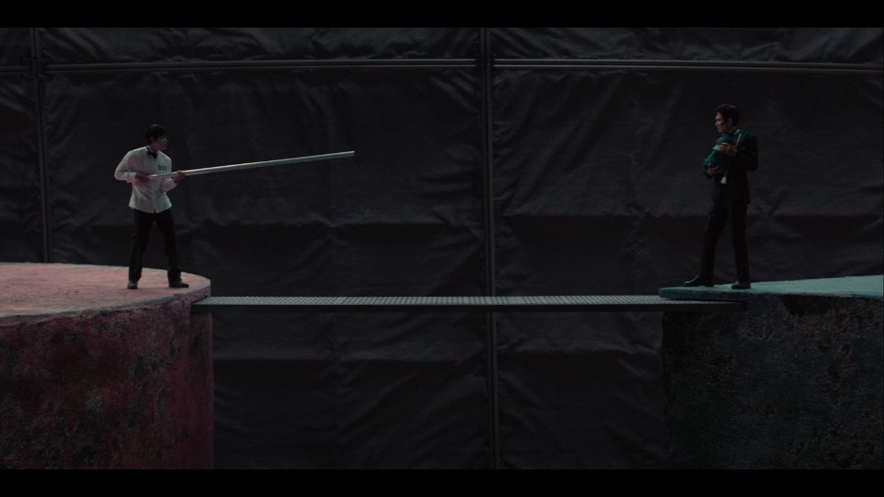 VS--Netflix-SquidGameE6HumansAre-5’40”