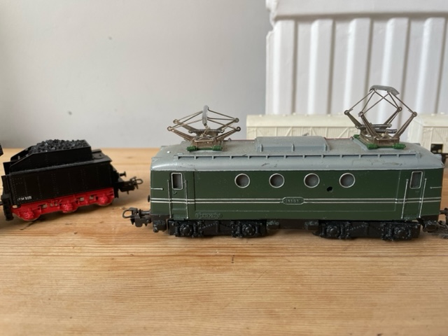 C0364021-0D60-4B35-853C-21570BE7E2DC