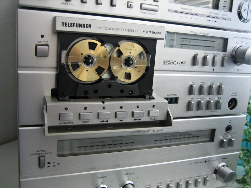 [Bild: TELEFUNKEN-750er-Serie-008.jpg]