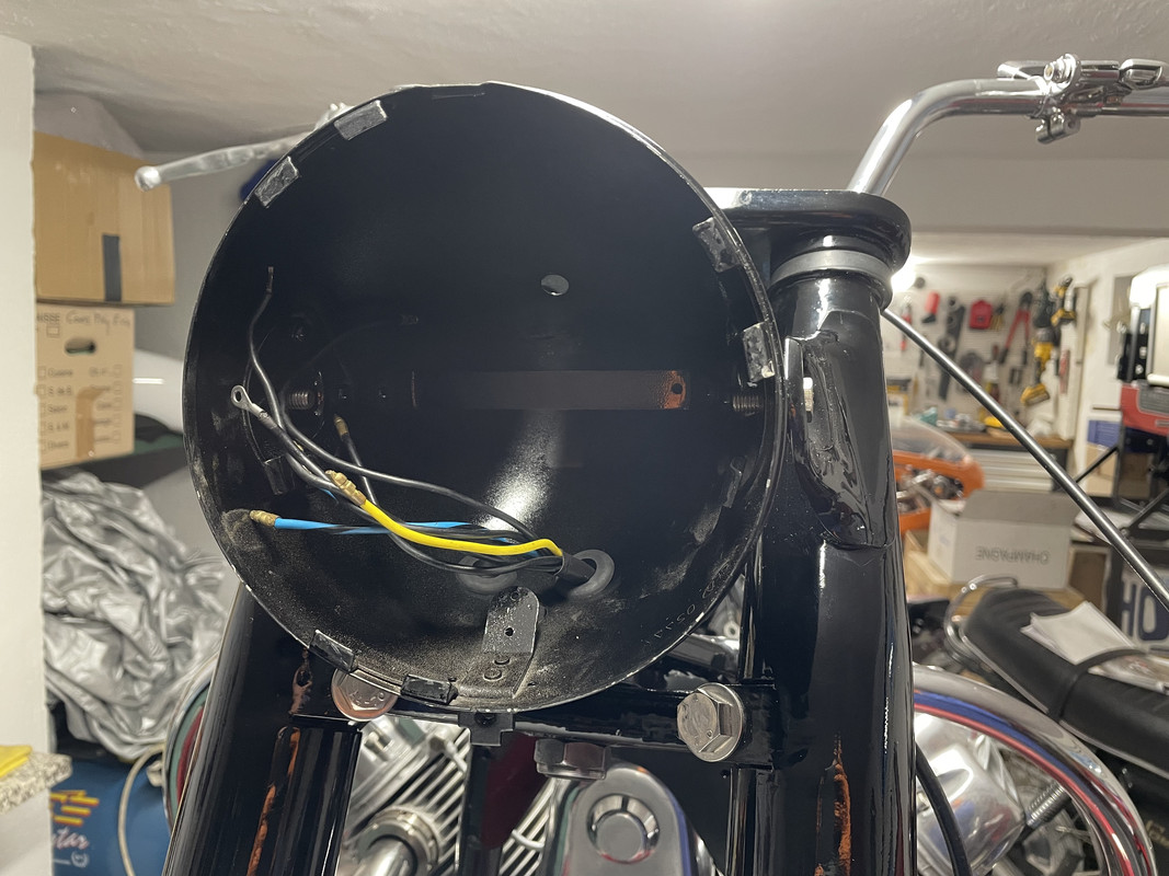 23095F43-2BD5-49E0-9933-24AE0BB65E55