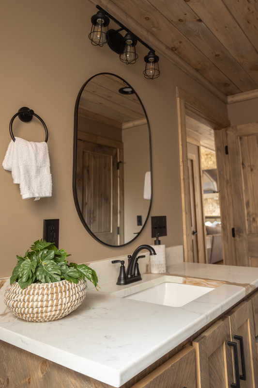 River's Den - Image 10