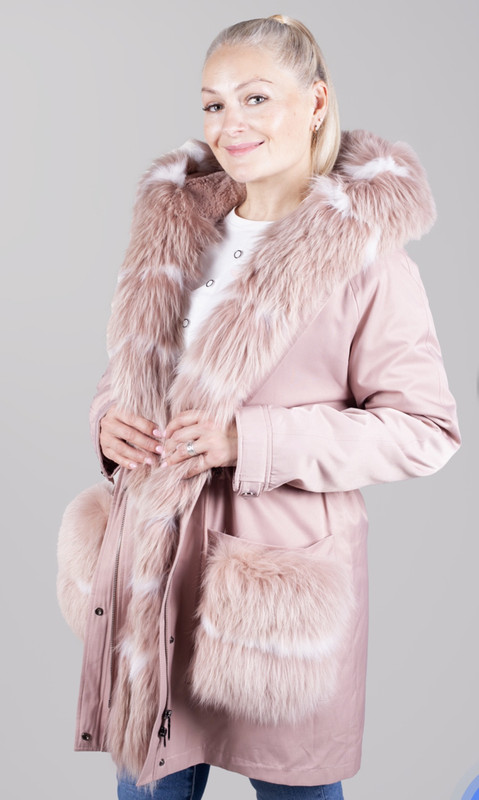 1350BDB6-6EE3-4A58-BF3D-B29449BEAD5B