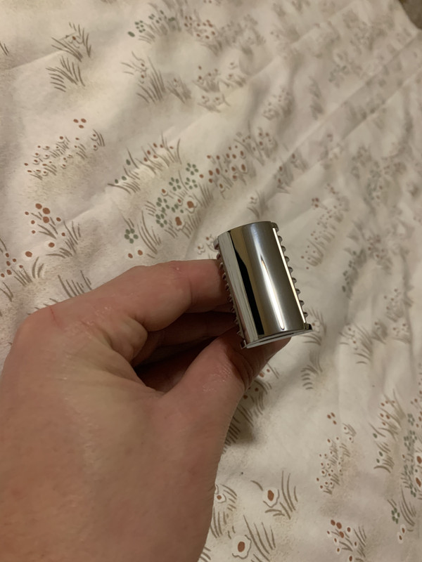 7C4DD007-8CE8-4081-ADEF-B044A4EDB022