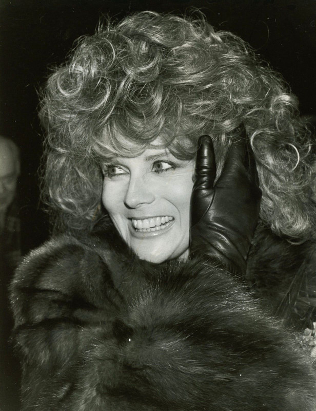 Ann-Margret_me23