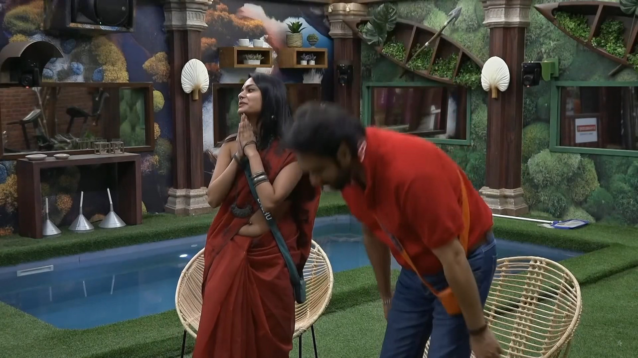 Big Boss Lachu Hot pierced Navel compilation.mkv_snapshot_03.32.359