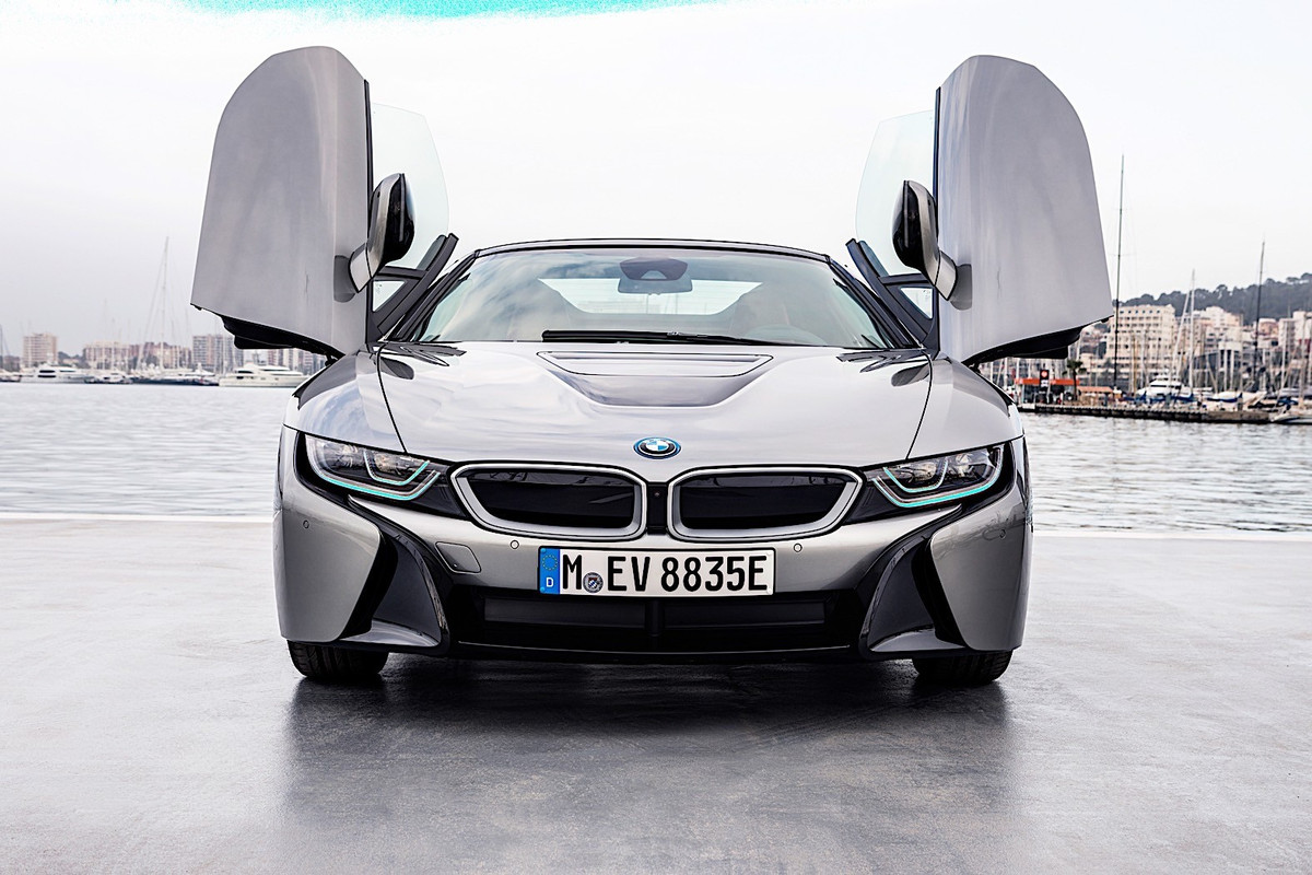 BMW i8 Roadster First Edition (23)
