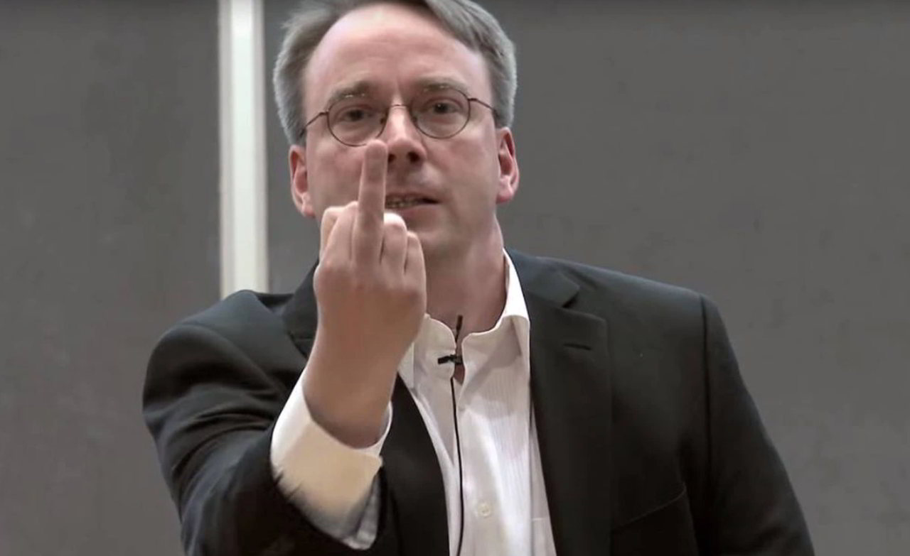 Linus Torvalds, ha affermato di essere Satoshi Nakamoto, considerato il padre del bitcoin.