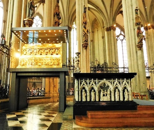I magi non sono una favola. Scola va a Colonia per l'850° anniversario del loro «furto» da Milano dans Articoli di Giornali e News Duomo-Colonia-Re-Magi