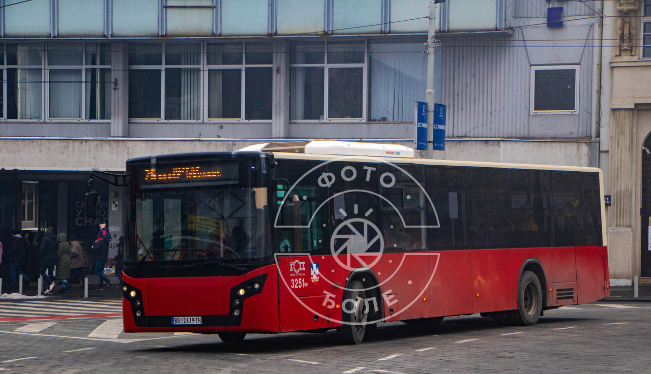 3251p.jpg
