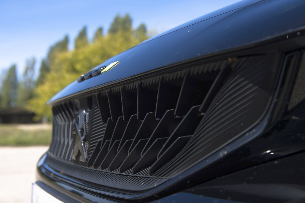 A9F0669B-72A7-4E05-9FE9-146AFA9CA0B1