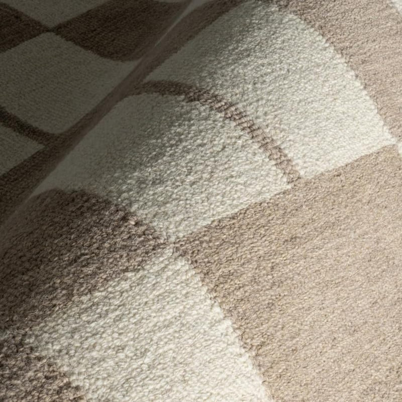 Tufted 4 3