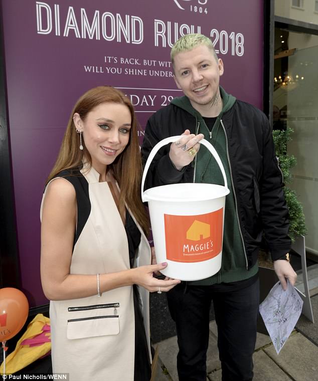 4BAC30B000000578-5672421-image-m-148_1525045341459