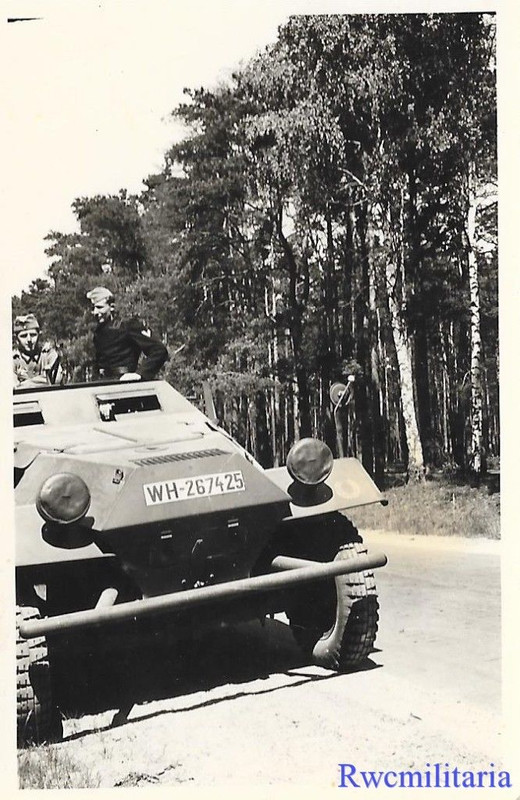 German SdKfz.251 Schützenpanzerwagen Halftrack (