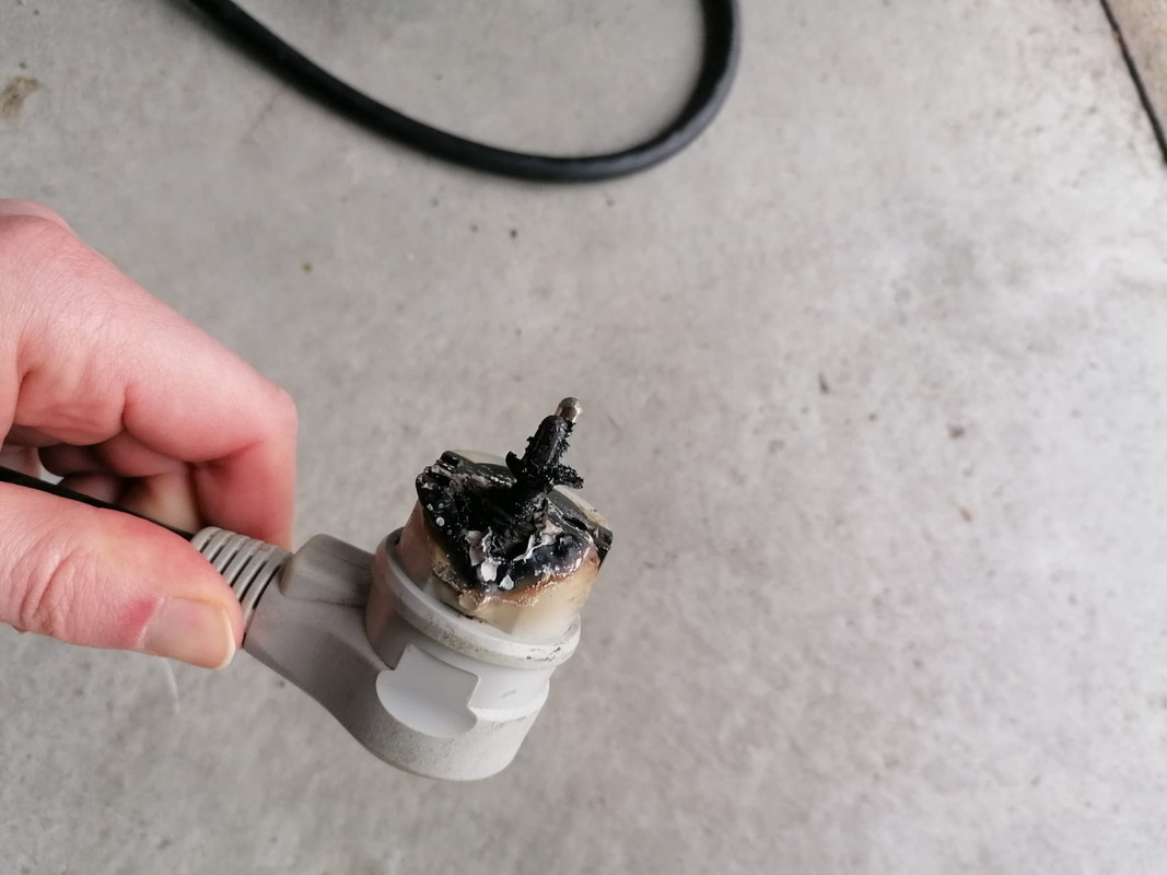 2bfc2ea1-7553-4e85-b88e-72171d7c95a6