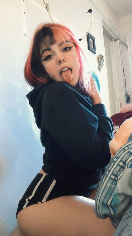 Eb3mm_mX0AckINr