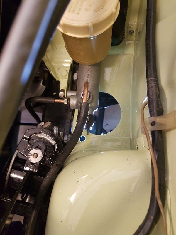 Maitre cylindre (passage)