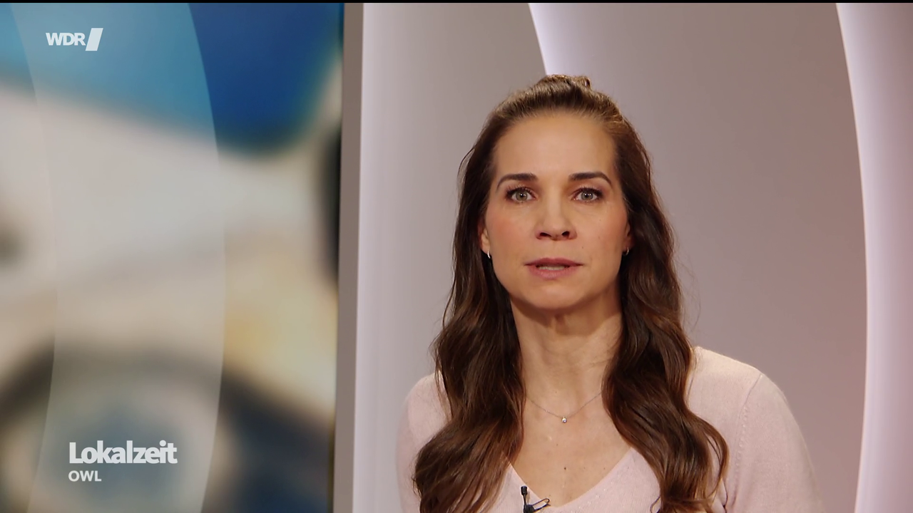 Kristina Sterz WDR Lokalzeit OWL 12 03 2026 112X Caps 25