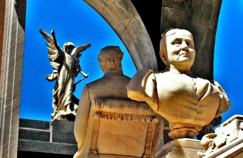 Mausoléu de Salvador María del Carril