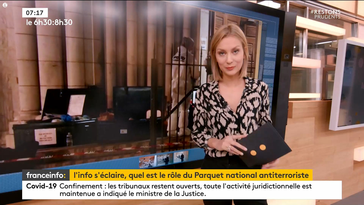 10.30 - 05.29.00 - 9h30. Entre JT, chroniques, invités et revues de p....ts_snapshot_00.54.47.656